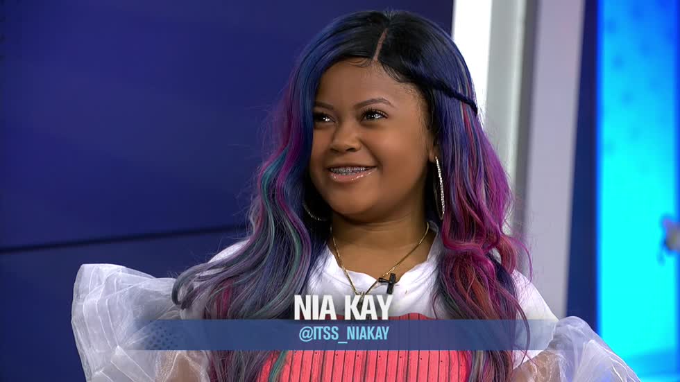 WCIU, The U 16YearOld Chicago Rapper Nia Kay Performs